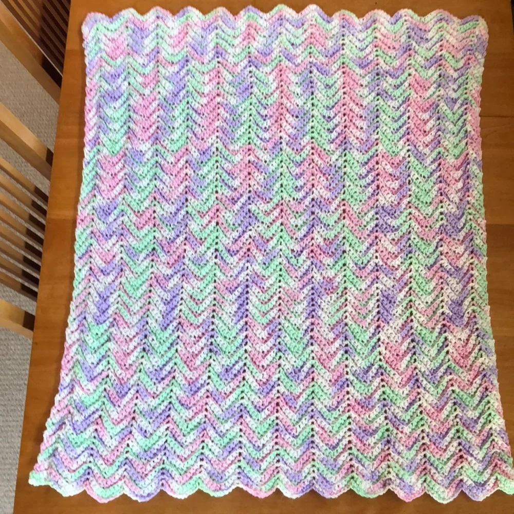 Hand Knit Baby Blanket -Pastel Colors-Green, Purple, White, Pink- New- 32” x 38” - Picture 6 of 14